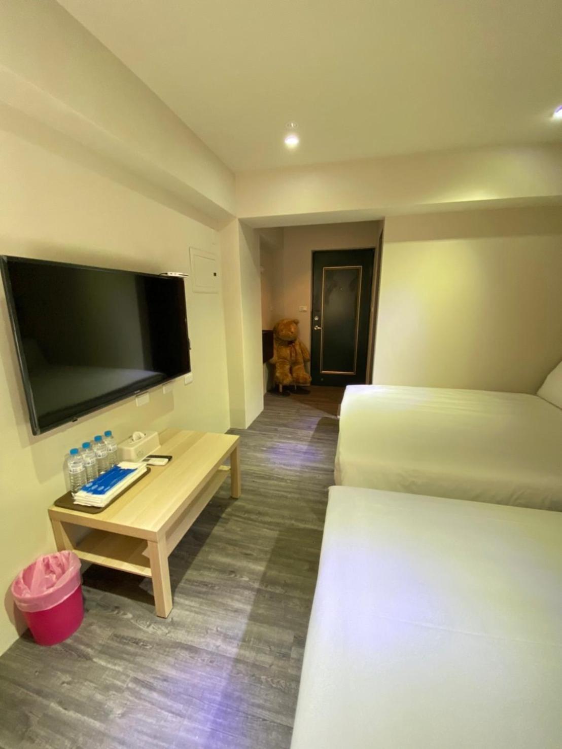 逢甲 Toy Room ไถจง ภายนอก รูปภาพ